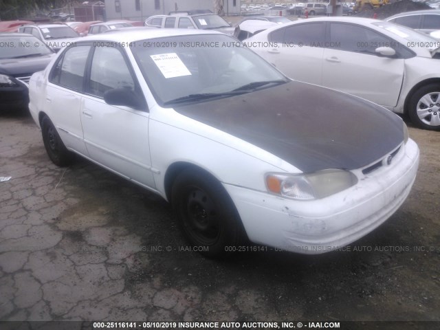 1NXBR18E0WZ135318 - 1998 TOYOTA COROLLA VE/CE/LE WHITE photo 1