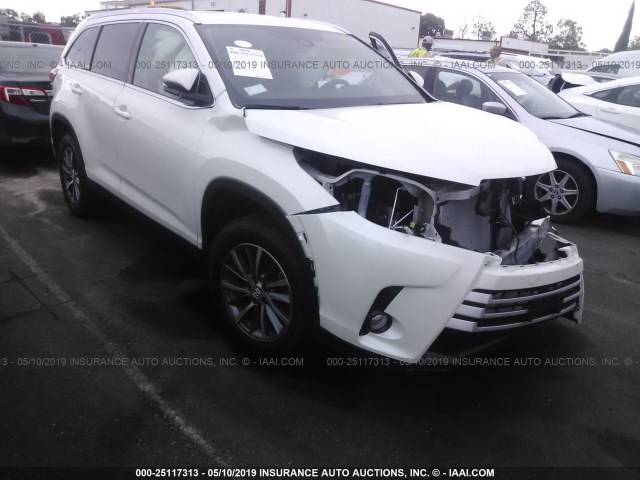 5TDKZRFH9KS560079 - 2019 TOYOTA HIGHLANDER SE/XLE WHITE photo 1