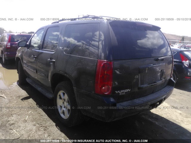 1GKFK13JX7J100372 - 2007 GMC YUKON BLACK photo 3