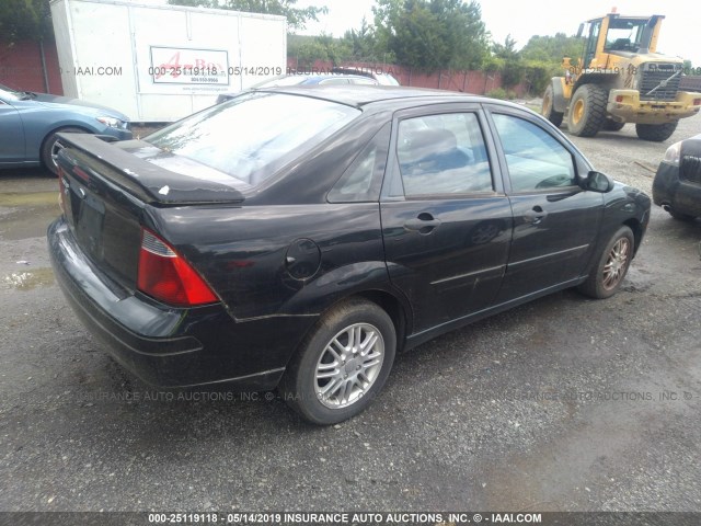 1FAFP34N07W336290 - 2007 FORD FOCUS ZX4/S/SE/SES შავი ფოტო 4