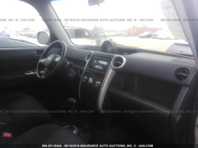 JTLKT324464115031 - 2006 TOYOTA SCION XB 银色 照片 5