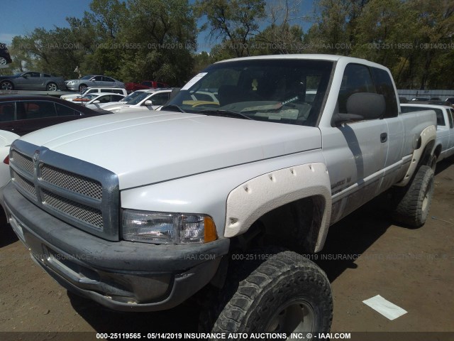 1B7HF13Z1WJ157332 - 1998 DODGE RAM 1500 WHITE photo 2