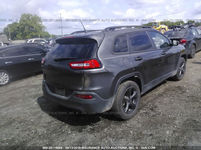 1C4PJLABXHW554099 - 2017 JEEP CHEROKEE SPORT GRAY photo 4