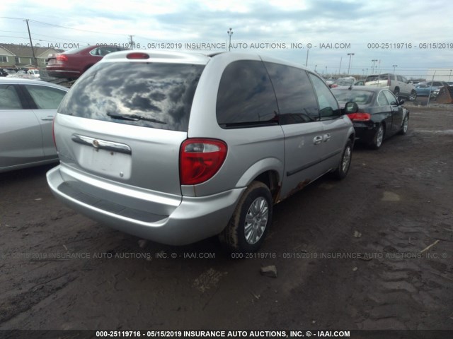 1A4GP45R76B739706 - 2006 CHRYSLER TOWN & COUNTRY  SILVER photo 4