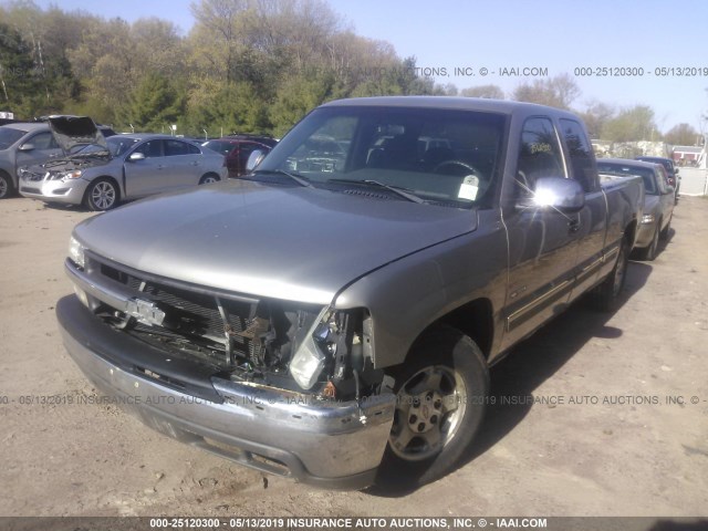 2GCEC19T911134138 - 2001 CHEVROLET SILVERADO C1500 TAN photo 2