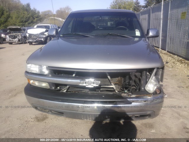 2GCEC19T911134138 - 2001 CHEVROLET SILVERADO C1500 TAN photo 6