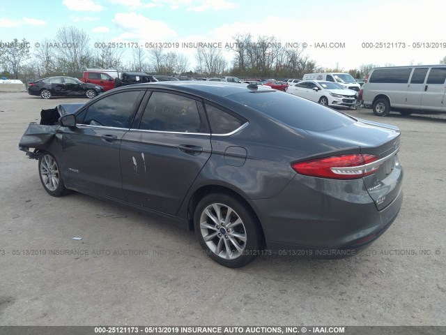 3FA6P0LUXHR295677 - 2017 FORD FUSION SE HYBRID GRAY photo 3