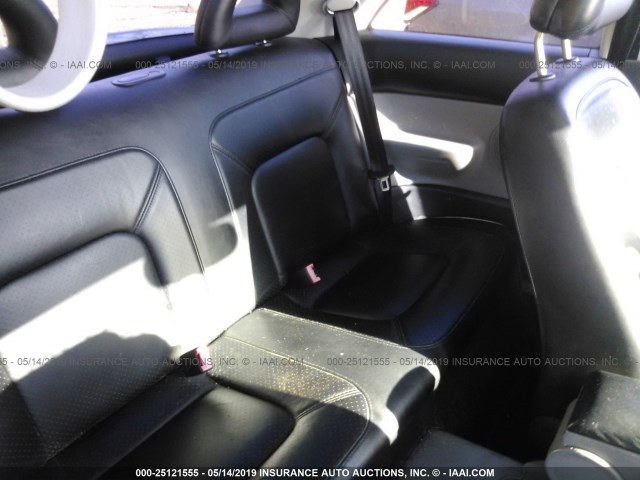 3VWDD21C21M440890 - 2001 VOLKSWAGEN NEW BEETLE GLX შავი ფოტო 8