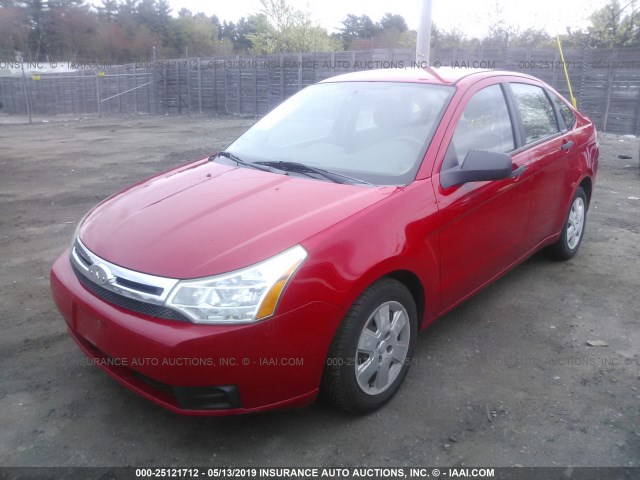 1FAHP34N18W107644 - 2008 FORD FOCUS S/SE RED photo 2