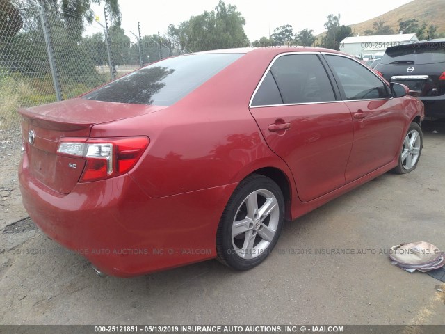 4T1BF1FK0CU602203 - 2012 TOYOTA CAMRY SE/LE/XLE RED photo 4