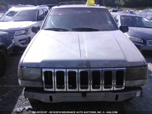 1J4GZ58S2WC268332 - 1998 JEEP GRAND CHEROKEE LAREDO/TSI SILVER photo 1