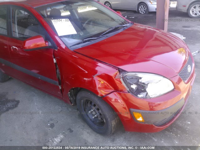 KNADE123986355724 - 2008 KIA RIO LX/SX RED photo 6