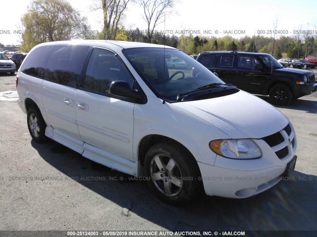 2B4GP44362R768822 - 2002 DODGE GRAND CARAVAN SPORT WHITE photo 1