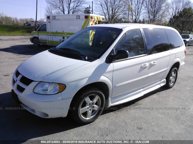 2B4GP44362R768822 - 2002 DODGE GRAND CARAVAN SPORT WHITE photo 2