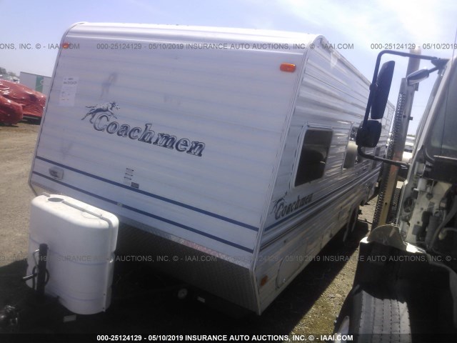 1TC2B218841204620 - 2004 COACHMEN S  WHITE photo 2