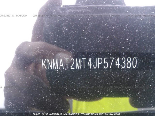 KNMAT2MT4JP574380 - 2018 NISSAN ROGUE S/SV WHITE photo 9