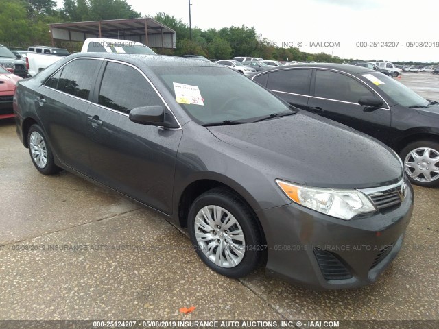 4T4BF1FK7CR197012 - 2012 TOYOTA CAMRY SE/LE/XLE GRAY photo 1