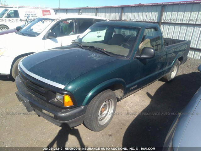 1GCCS1448T8109497 - 1996 CHEVROLET S TRUCK S10 GREEN photo 2