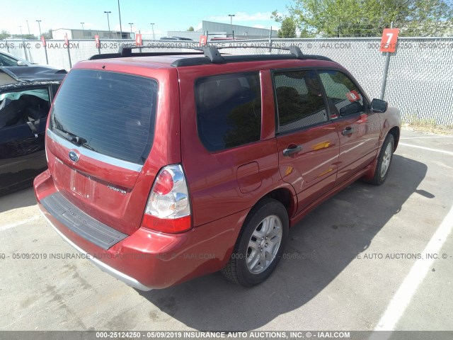 JF1SG63636H741542 - 2006 SUBARU FORESTER RED photo 4