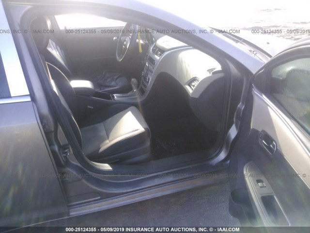1G1ZB5EB0AF163845 - 2010 CHEVROLET MALIBU LS GRAY photo 5