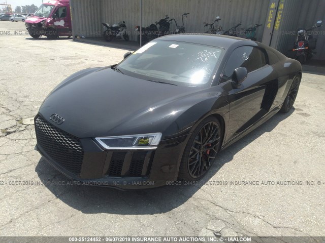 WUAEAAFX8H7901183 - 2017 AUDI R8 5.2 QUATTRO BLACK photo 2