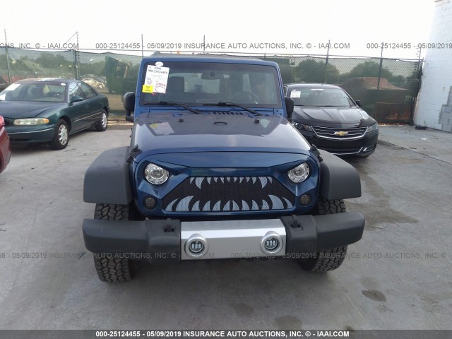 1J4BB3H19AL214013 - 2010 JEEP WRANGLER UNLIMITE  BLUE photo 6