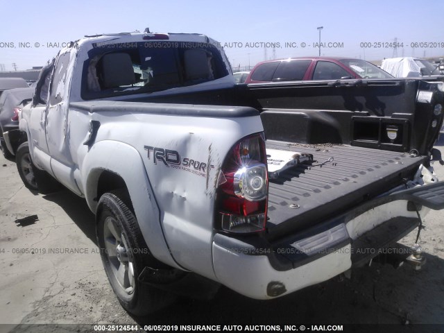 5TFTU4GN1FX070259 - 2015 TOYOTA TACOMA PRERUNNER ACCESS CAB WHITE photo 3