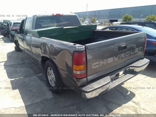 2GCEC19X421145150 - 2002 CHEVROLET SILVERADO C1500 GRAY photo 3