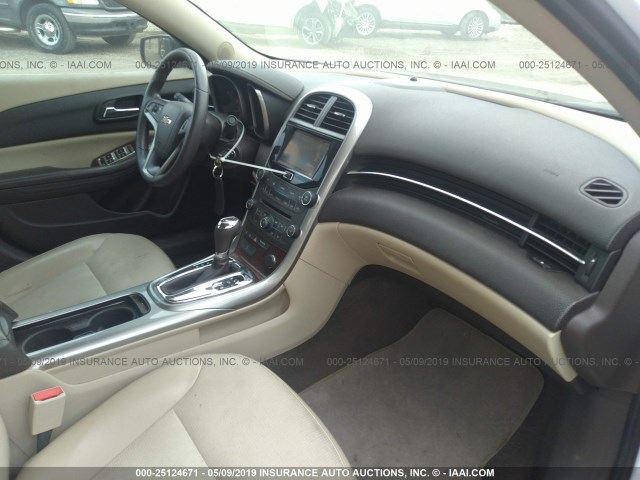 1G11D5SRXDF306006 - 2013 CHEVROLET MALIBU 1LT 白色 照片 5
