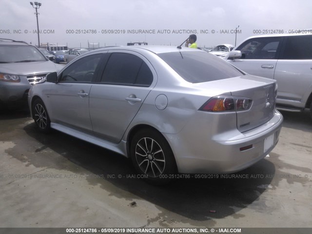 JA32U2FU0HU004457 - 2017 MITSUBISHI LANCER ES SILVER photo 3