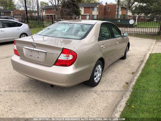 4T1BE32K93U708833 - 2003 TOYOTA CAMRY LE/XLE/SE GOLD photo 4