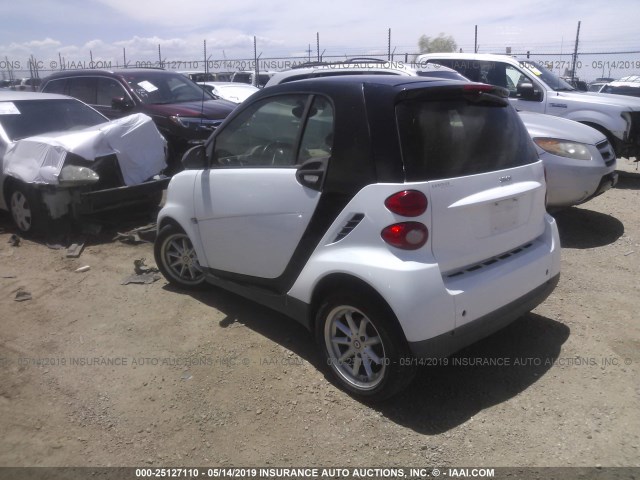 WMEEJ31X59K214095 - 2009 SMART FORTWO PURE/PASSION WHITE photo 3