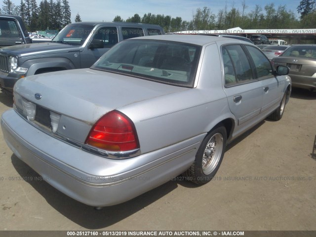 2FAFP74W9YX158028 - 2000 FORD CROWN VICTORIA LX SILVER photo 4