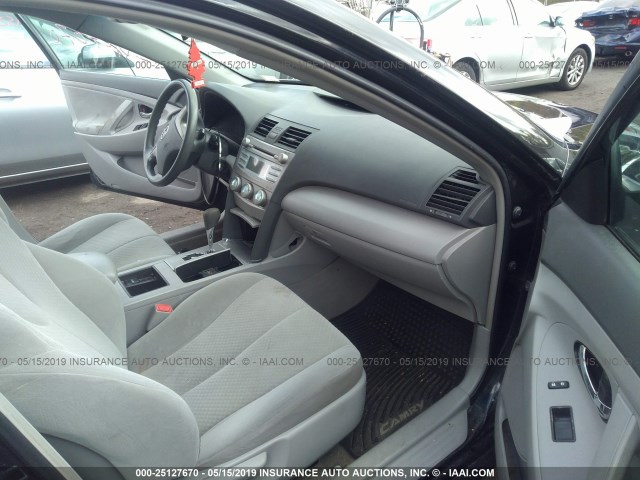 4T1BE46K67U587748 - 2007 TOYOTA CAMRY NEW GENERAT CE/LE/XLE/SE BLACK photo 5