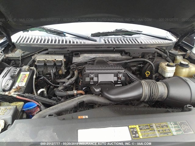 5LMFU28596LJ19692 - 2006 LINCOLN NAVIGATOR 黑色 照片 10