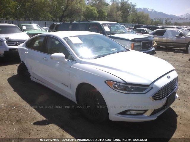 3FA6P0RU6JR192236 - 2018 FORD FUSION TITANIUM/PLATINUM HEV WHITE photo 1