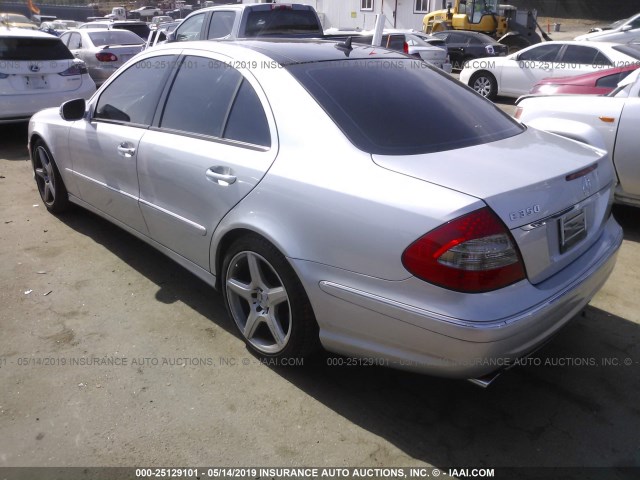 WDBUF56X59B390160 - 2009 MERCEDES-BENZ E 350 SILVER photo 3