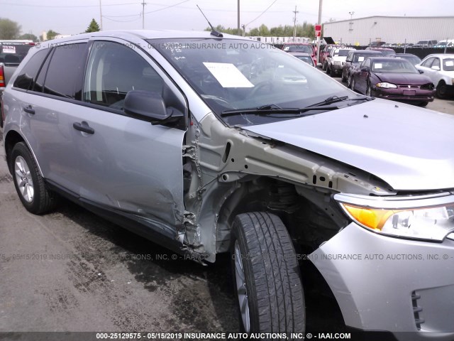 2FMDK3GC4DBE33706 - 2013 FORD EDGE SE SILVER photo 6