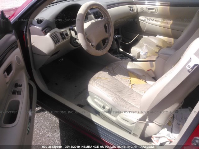 2T1CF28PXYC391409 - 2000 TOYOTA CAMRY SOLARA SE/SLE წითელი ფოტო 2