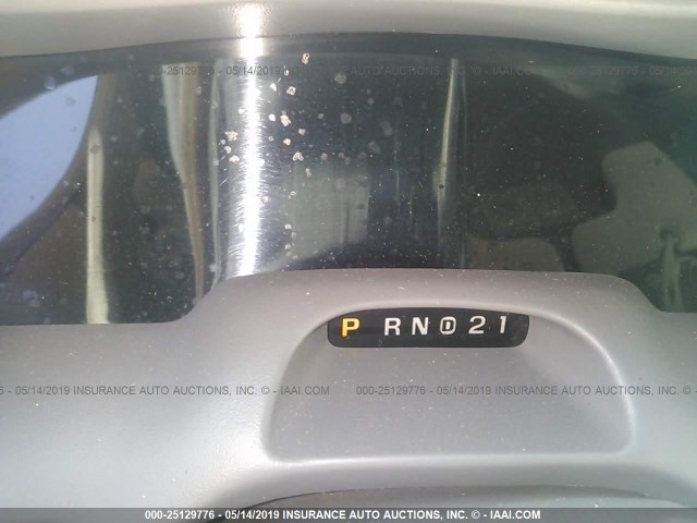 1LNLM82W5VY745638 - 1997 LINCOLN TOWN CAR SIGNATURE/TOURING WHITE photo 7