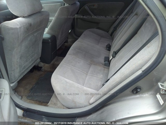 JT2BG22K0X0371936 - 1999 TOYOTA CAMRY LE/XLE GRAY photo 8