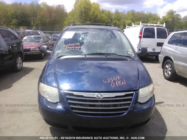 2C4GP54L85R571678 - 2005 CHRYSLER TOWN & COUNTRY TOURING BLUE photo 6