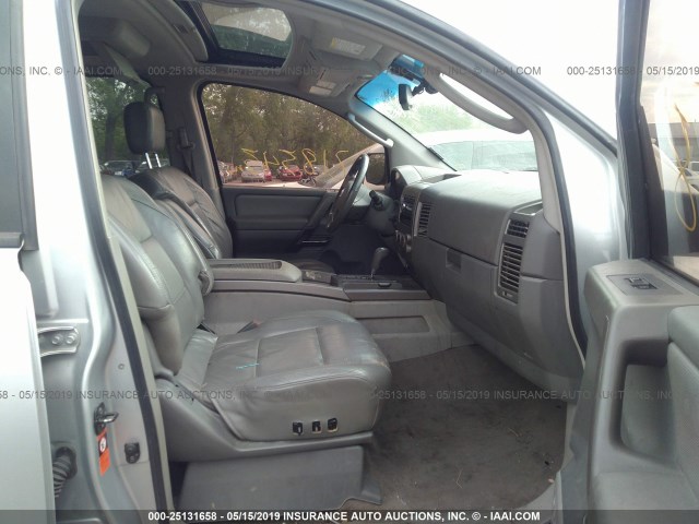 5N1AA08B54N714847 - 2004 NISSAN ARMADA SE/LE SILVER photo 5