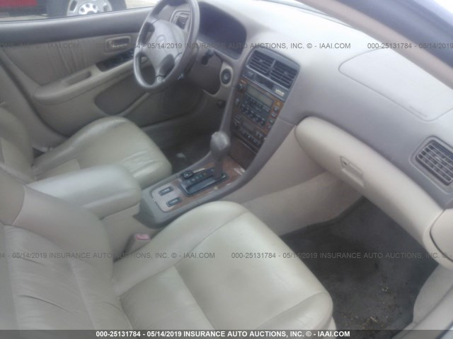 JT8BF28G2Y0241251 - 2000 LEXUS ES 300 WHITE photo 5