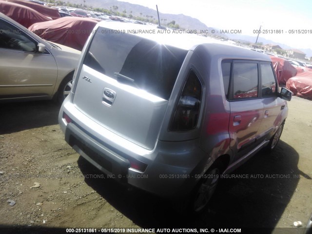 KNDJT2A29A7704195 - 2010 KIA SOUL +/!/SPORT SILVER photo 4