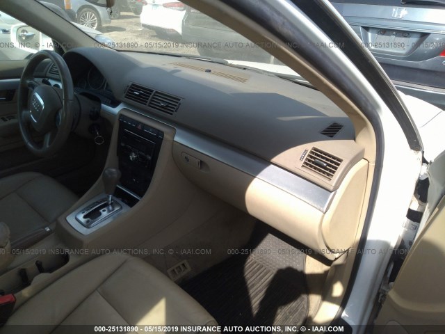 WAUAF78E28A168317 - 2008 AUDI A4 2.0T WHITE photo 5