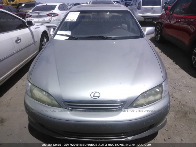 JT8BF28G515105205 - 2001 LEXUS ES 300 SILVER photo 6