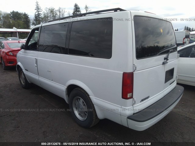 1GNDM19W1XB127705 - 1999 CHEVROLET ASTRO WHITE photo 3