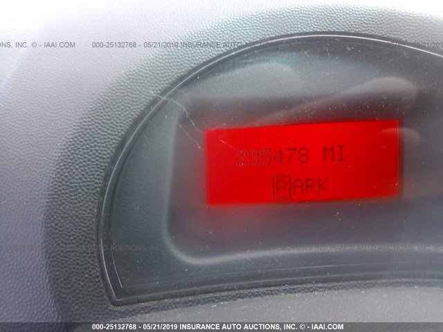 2G2WP522151228882 - 2005 PONTIAC GRAND PRIX 灰色 照片 7