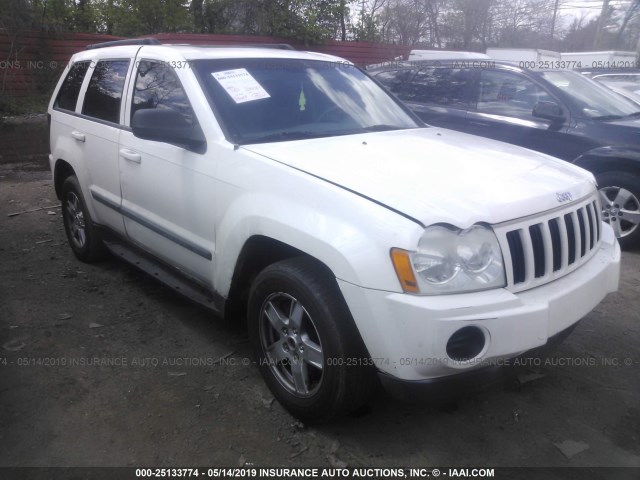 1J4GR48K95C513765 - 2005 JEEP GRAND CHEROKEE LAREDO/COLUMBIA/FREEDOM 白色 照片 1